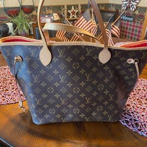 Louis Vuitton Neverfull MM